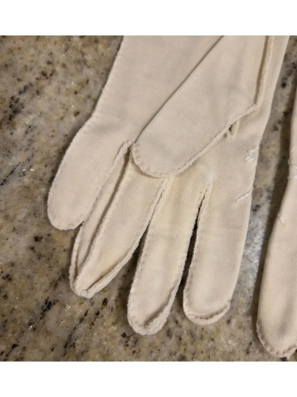 Vintage Womens Size S/M Cream Stretch Cotton Formal Gloves Embroidered Flower